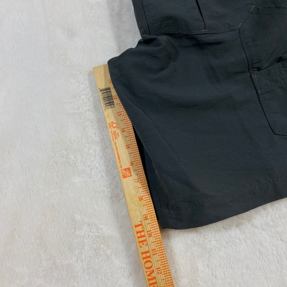 The North Face Mens 34 Gray Nylon Shorts Cargo Outdoor Hiking Performance - Picture 9 of 10